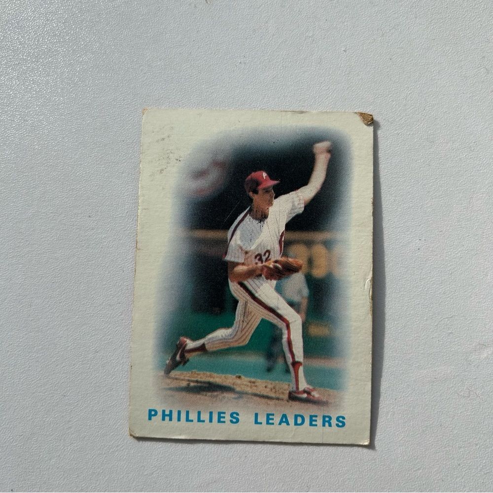 Topps 1985 Phillies Team Leaders Card - Red and Black